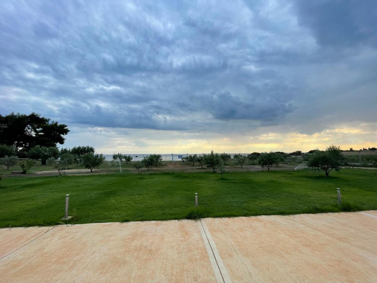 Kalivas Beach House Metamorfosi  Bagian luar foto