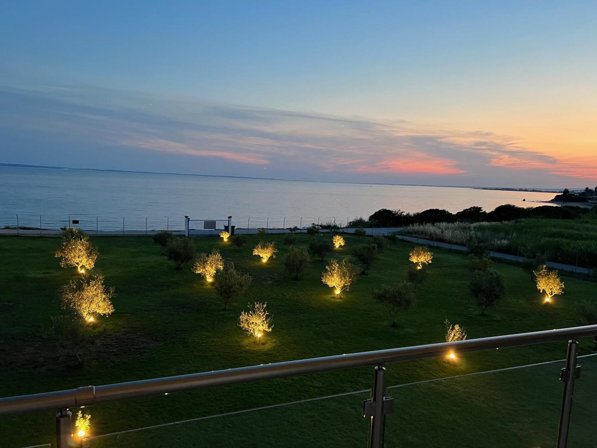 Kalivas Beach House Metamorfosi  Bagian luar foto